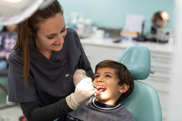 Best Dentist for Tooth Abscess  in Nash, TX